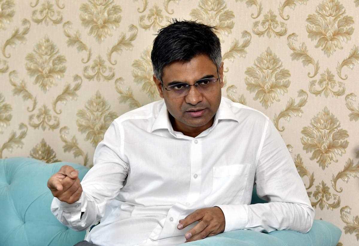 वोटर मैनिपुलेशन का मुद्दा बहुत ही गंभीर : संदीप पाठक